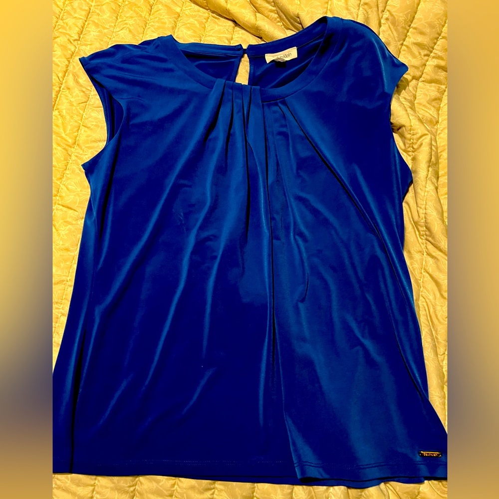 Women’s XL short sleeve blue blouse by Calvin Klein